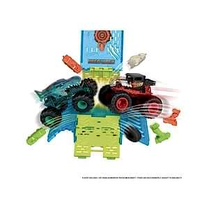Hot Wheels Monster Trucks 1:24 Mega Wrex'in Çarpışma Kafesi